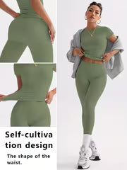 Women's Fitted Fitness Two-Piece Set